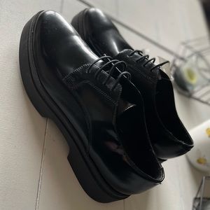 Womens Oxford shoes - GEOX - Never worn - With tags - size 9